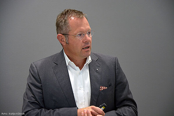 Foto von Prof. Dr. med. Simon Little, Technische Hochschule Mittelhessen, Fachbereich Gesundheit, Gießen