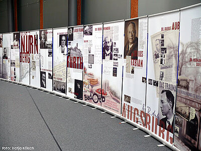 Foto von der Ausstellung "Fegt alle hinweg"