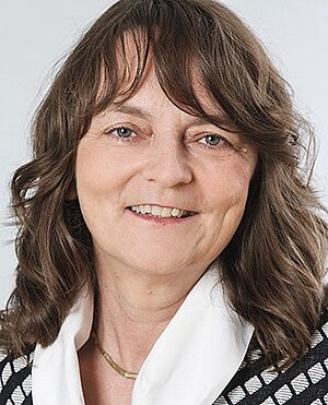 anca_haubitz.jpg