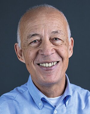Dr. med. Wolf Andreas Fach fach_adp.jpg