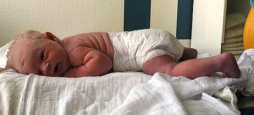 cme_neonatologie_baby_2.jpg cme_neonatologie_baby_2.jpg