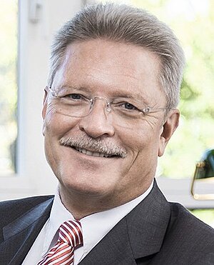 dr_iur_thomas_k_heinz_f_jens_haensel_2.jpg