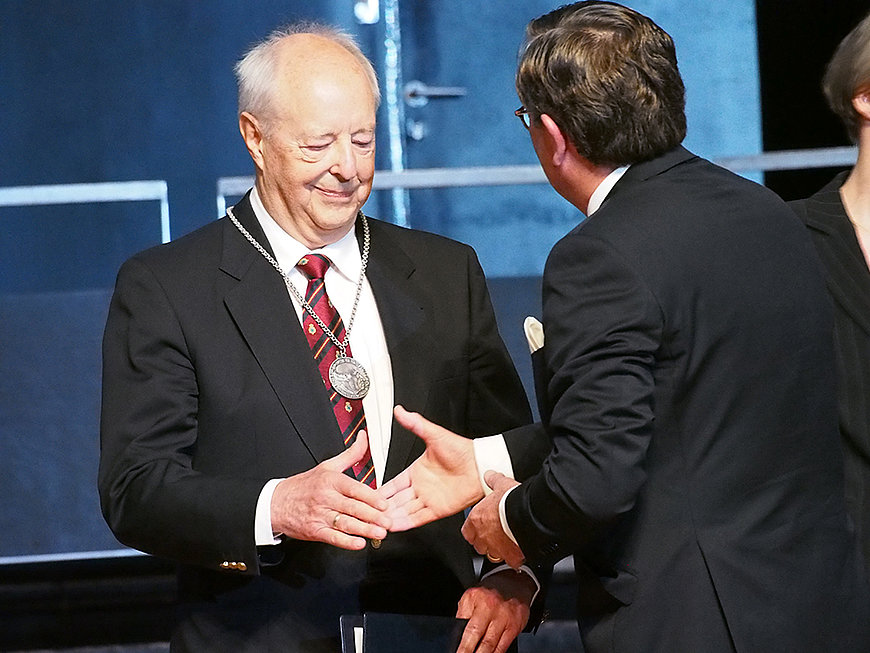 v.l.n.r.: Prof. Dr. med. Hans-Joachim Woitowitz, Prof. Dr. med. Frank Ulrich Montgomery