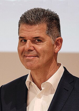 nimmerfroh_joerg.jpg nimmerfroh_joerg.jpg