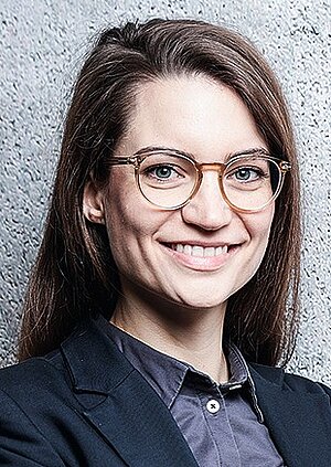 dr_deborah_scholz_hehn_f_picturepeople.jpg