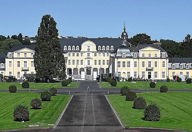 schloss_oranienstein_foto_reus.jpg