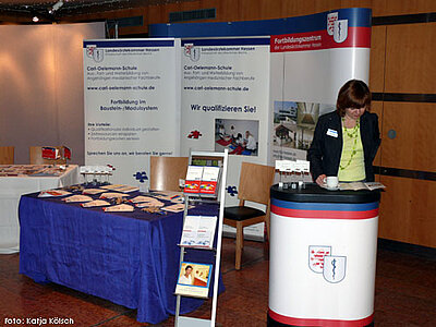 Foto vom Messestand der Carl-Oelemann-Schule