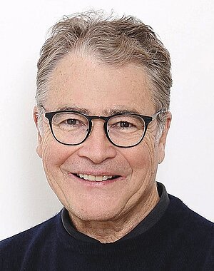 stinus_hartmut.jpg stinus_hartmut.jpg