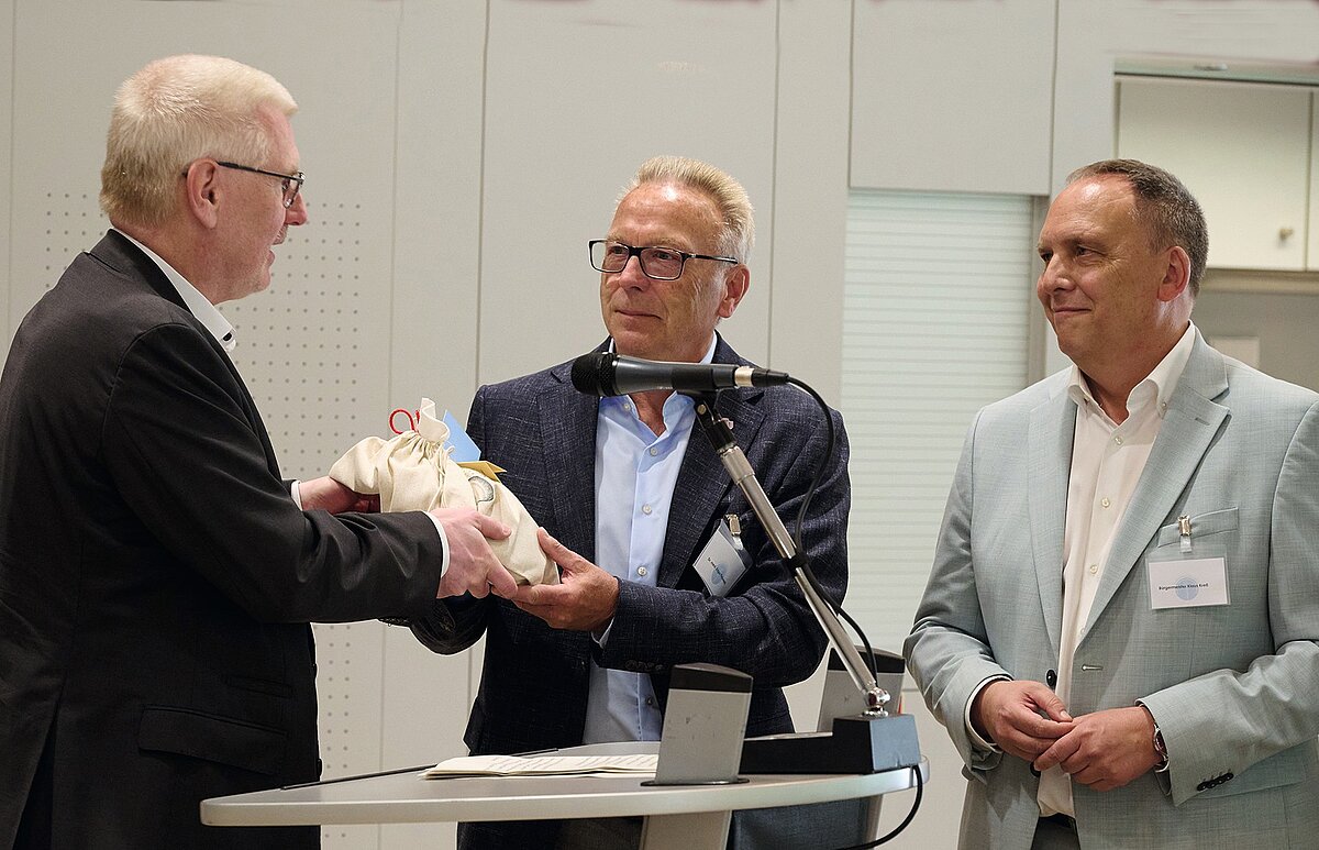 richtfest_akademie_pinkowski.jpg richtfest_akademie_pinkowski.jpg