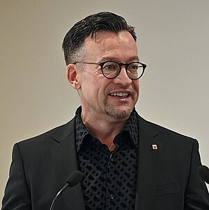 sydow_dv.jpg