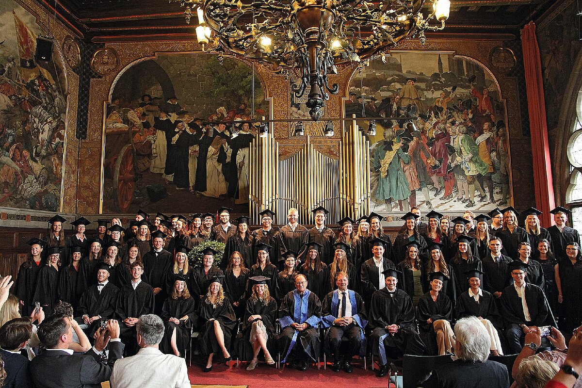 med_examensfeier_marburg_1.jpg