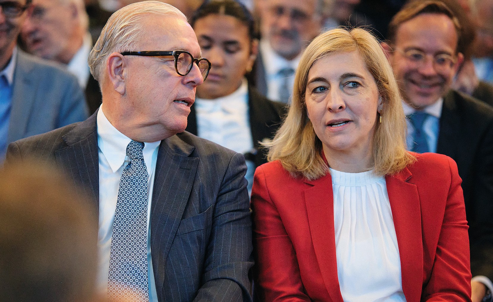 Der Präsident der Bundesärztekammer, Dr. med. Klaus Reinhardt, mit Gesundheitsministerin Nina Warken (CDU).