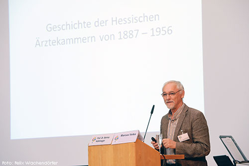 Foto von Prof. Dr. Benno Hafeneger, Leiter der Forschungsgruppe "Geschichte der Landesärztekammer Hessen"
