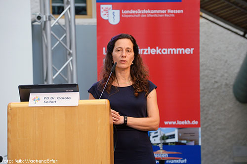 Foto von PD Dr. Carola Seifart, Mitglied der Kommission für Ethik in der ärztlichen Forschung des Fachbereichs Humanmedizin der Philipps-Universität Marburg